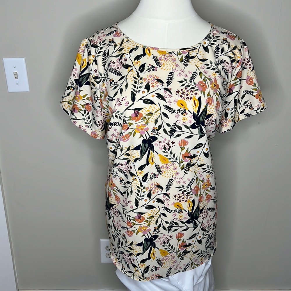Ava & Viv Button back short sleeved blouse 2x